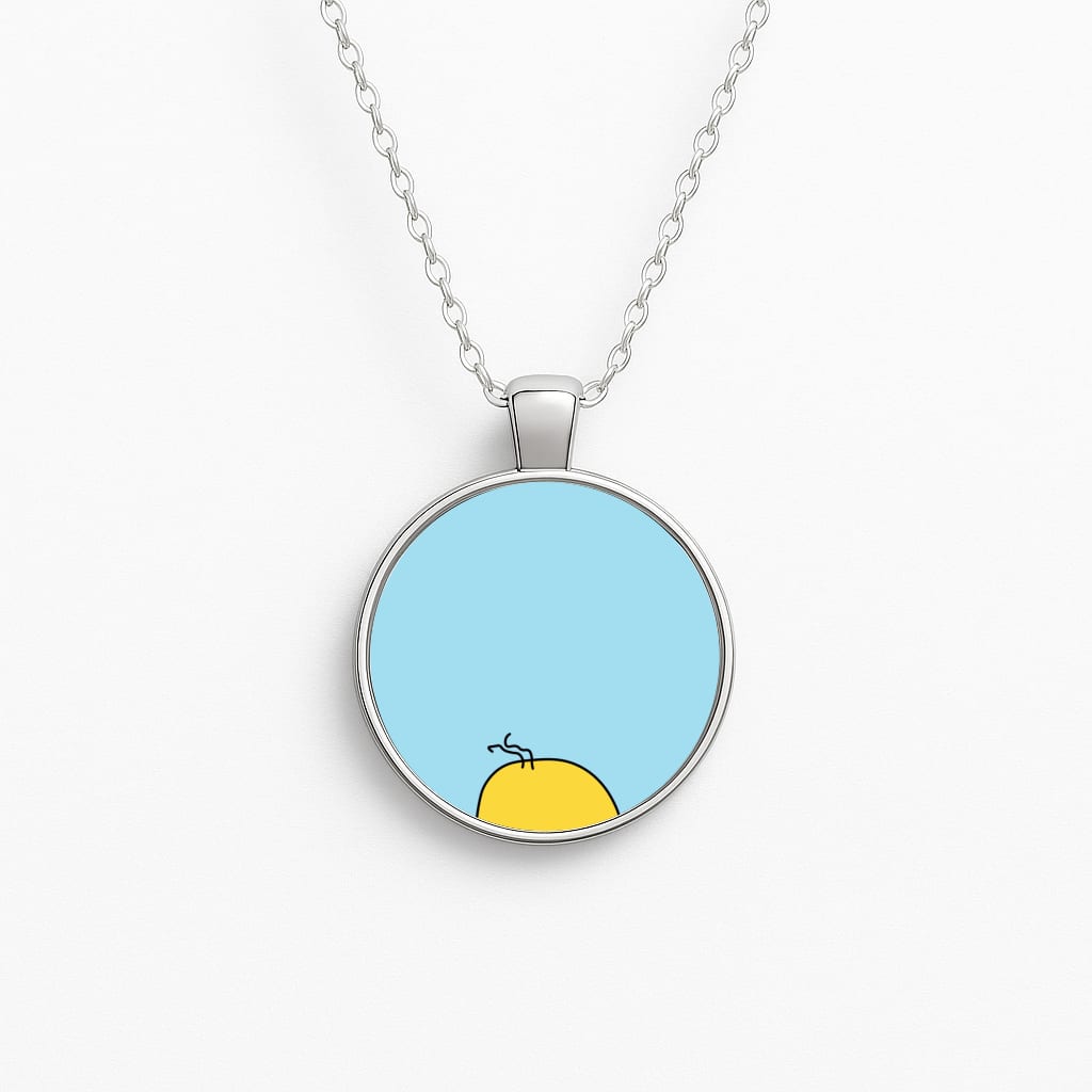 Bumble Brutus Circle Necklace