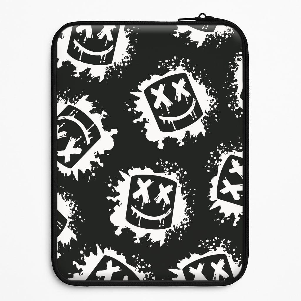 Black And White Helmet DJ Pattern Laptop Sleeve