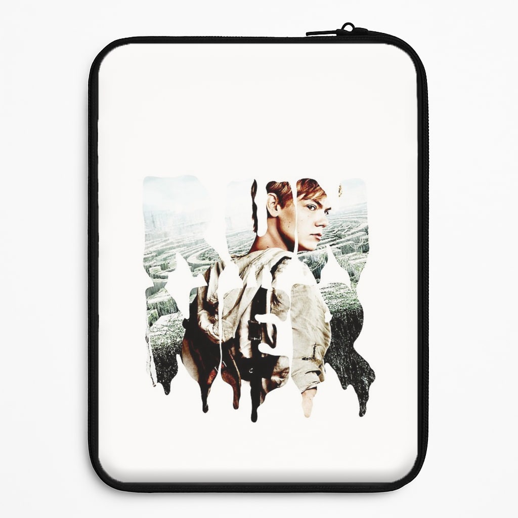 Runner - Newt - Maze Universal Laptop Sleeve