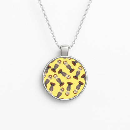 Dwight Pattern Circle Necklace