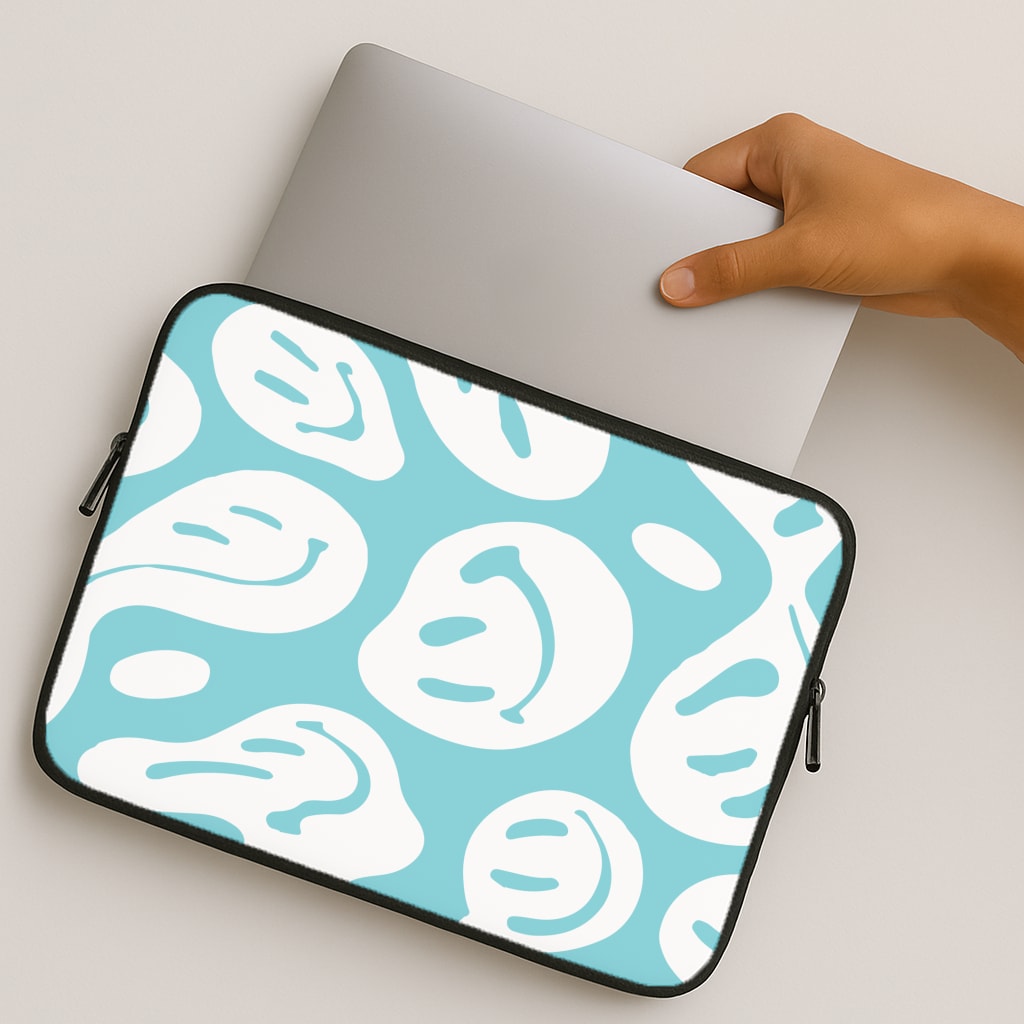 Trippn Smiley - Blue MacBook Case