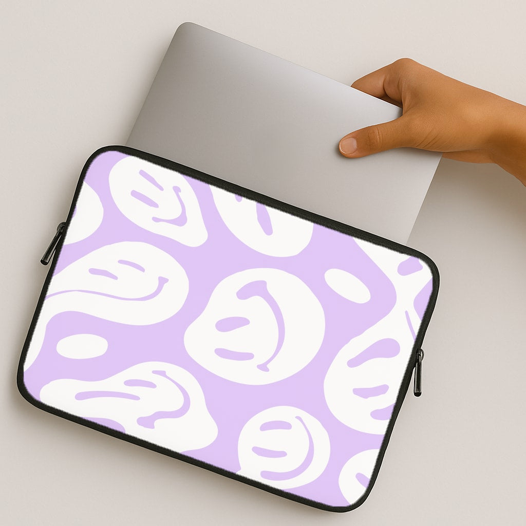 Trippn Smiley - Purple MacBook Case