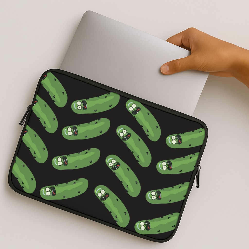 Pickle Rick Pattern - RAM MacBook Case