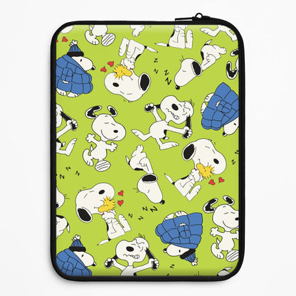 Lime Green Cartoon Beagle Pattern Universal Laptop Sleeve