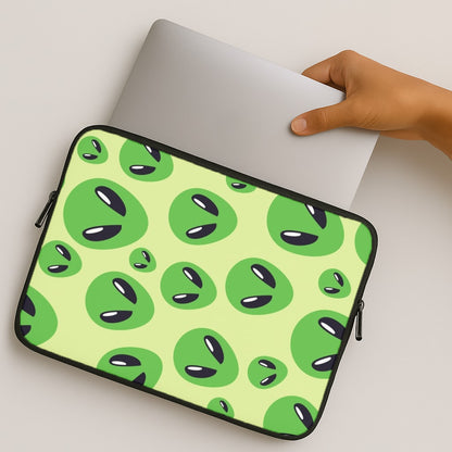 Alien Raider - Space MacBook Case