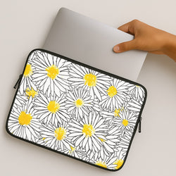 Cute Daisy Pattern MacBook Case
