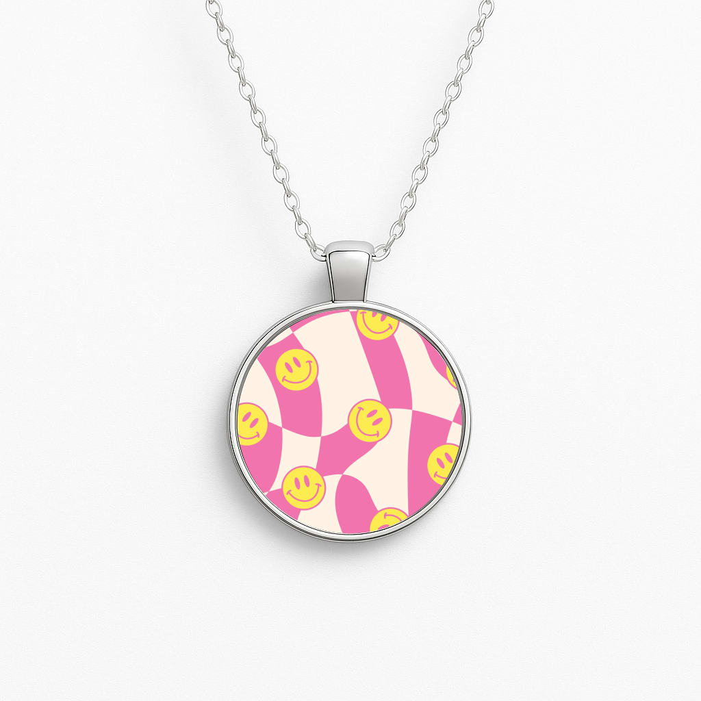Smiley Checkboard - Trippy Patterns Circle Necklace