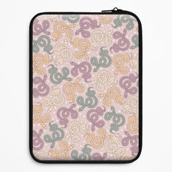 Snakes And Stars - Western  Universal Laptop Sleeve