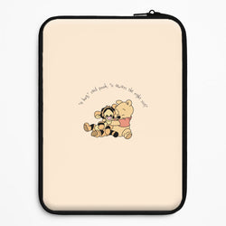A Hug Said Pooh - Winnie Universal Laptop Sleeve