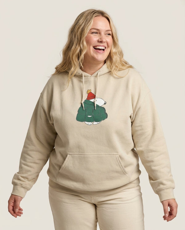 Puffer Coat Hoodie Sand Front, worn