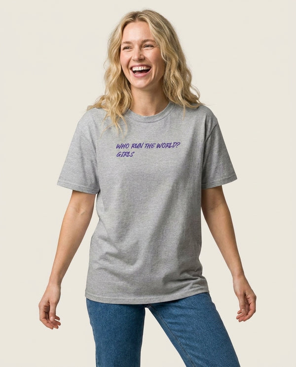 Who Run The World - Queen B T-Shirt — Grey Front, worn