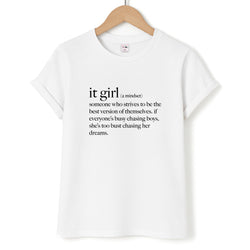 It Girl - Clean Girl Aesthetic Unisex T-Shirt
