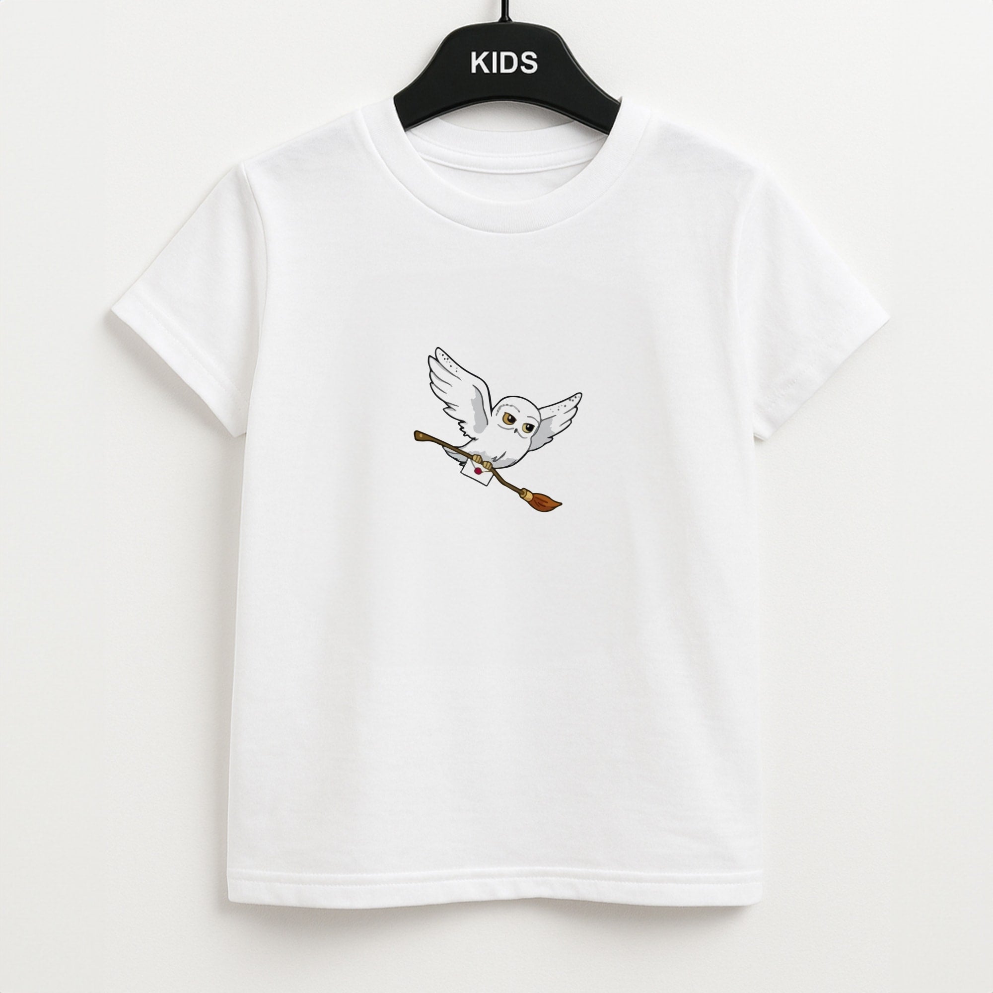 Messenger Owl Hedwig Kids T-Shirt