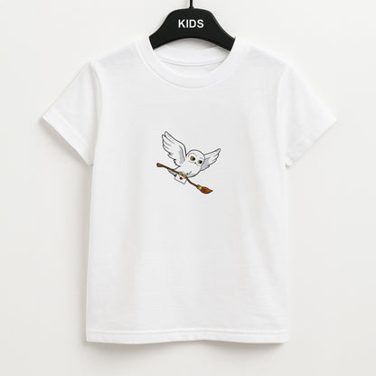 Messenger Owl Hedwig Unisex Kids T-Shirt