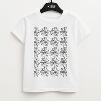 Cobwebs - Halloween Kids T-Shirt