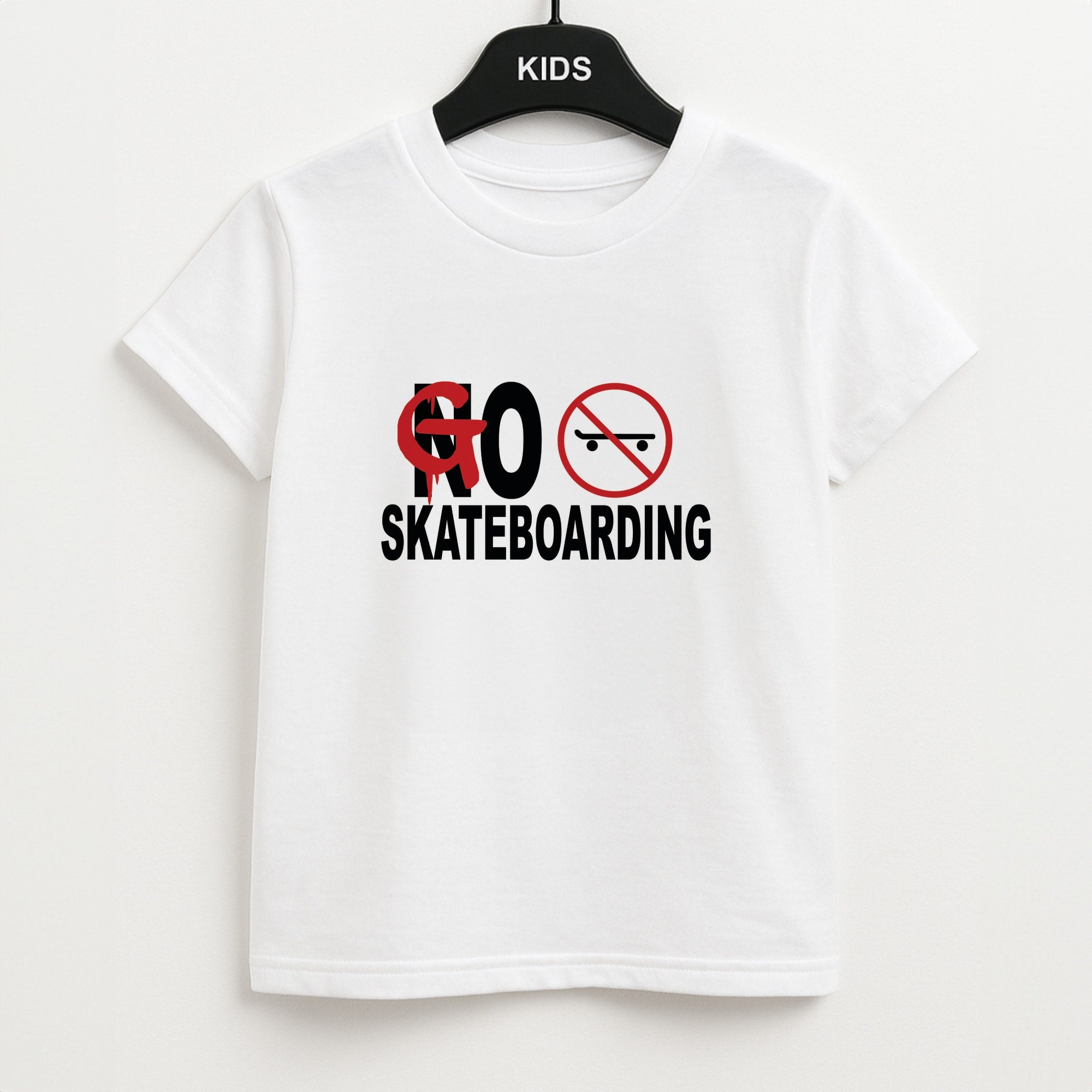 Go Skateboarding - Skate Aesthetic  Unisex Kids T-Shirt