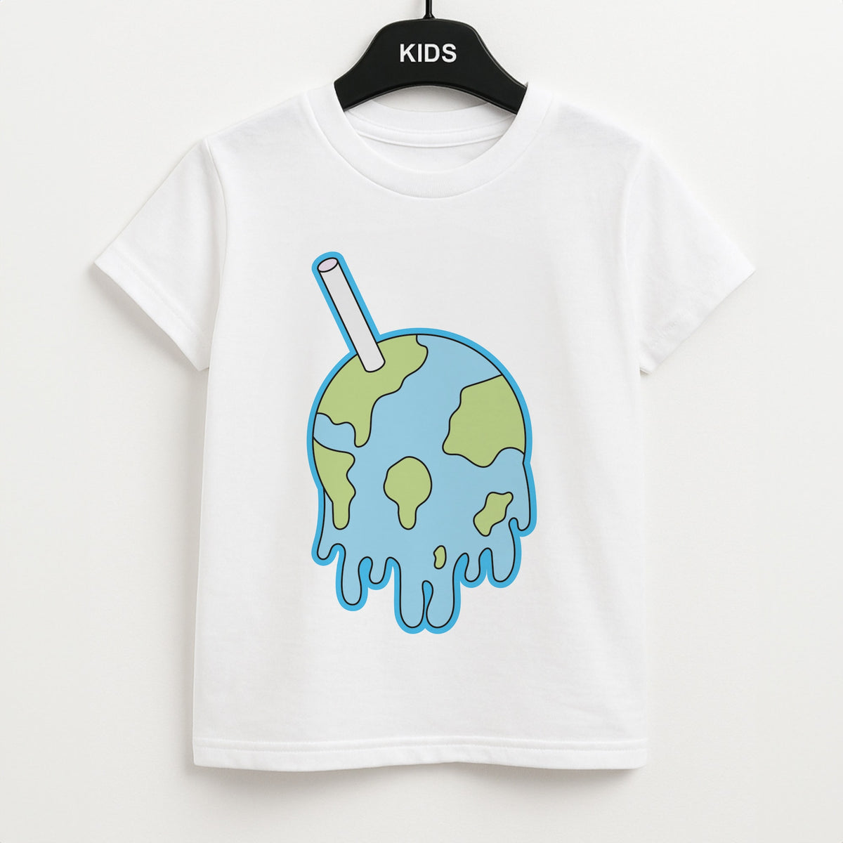 Straw - Juice Kids T-Shirt