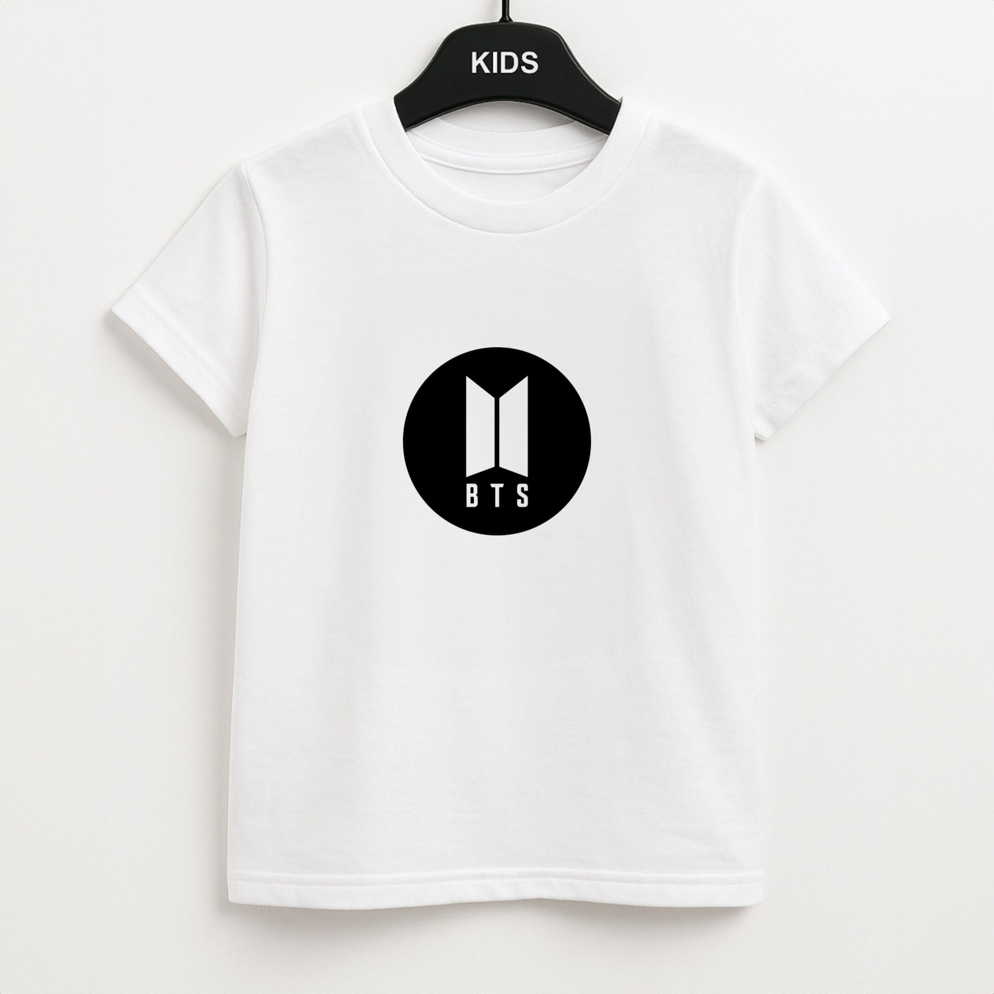 BTS logo Black - K Pop Kids T-Shirt