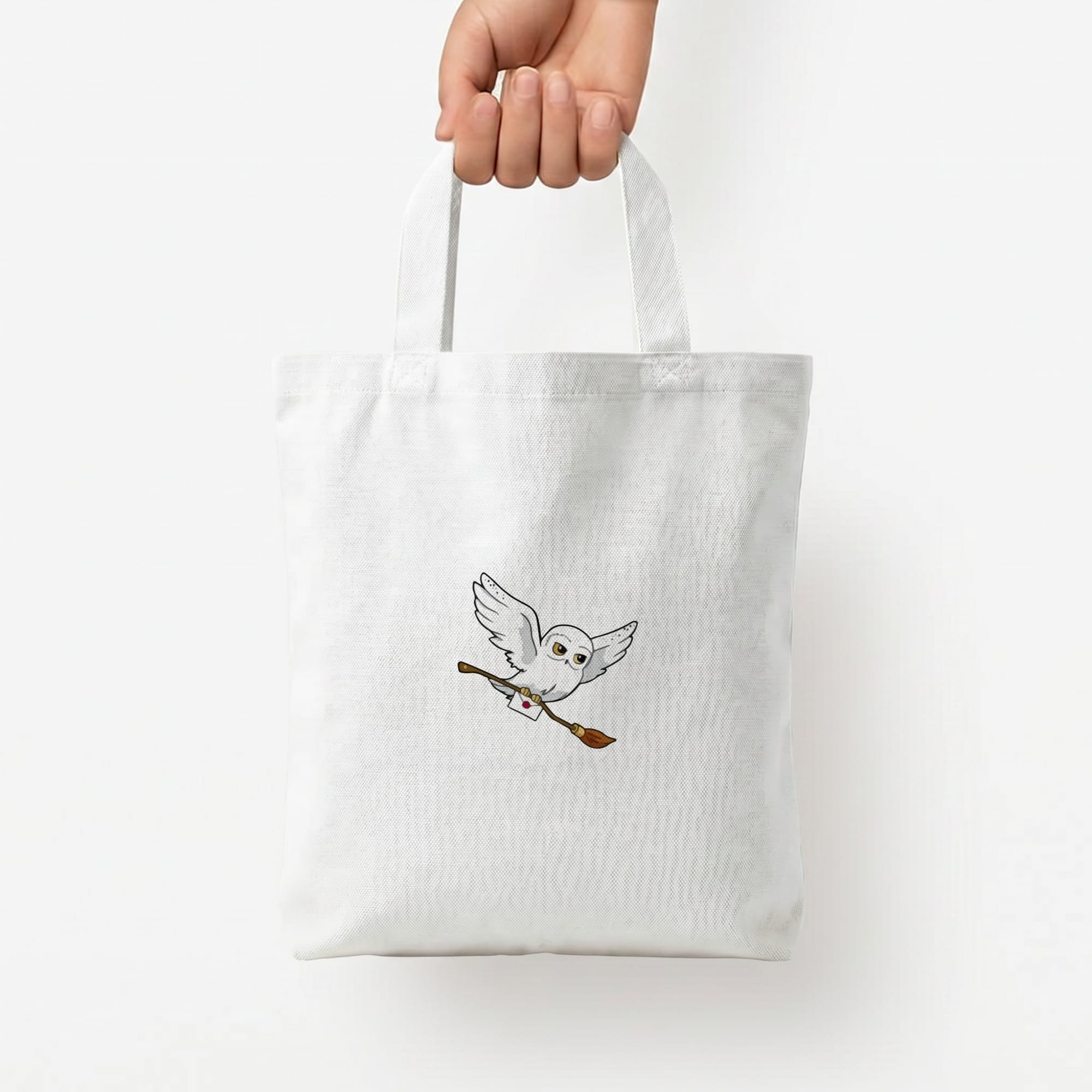 Messenger Owl Hedwig Tote Bag — White / Small