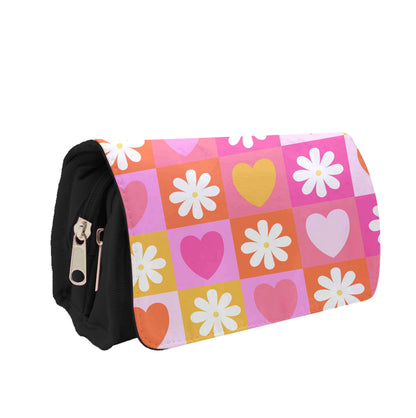 Checked Hearts And Flowers - Spring Patterns Pencil Case