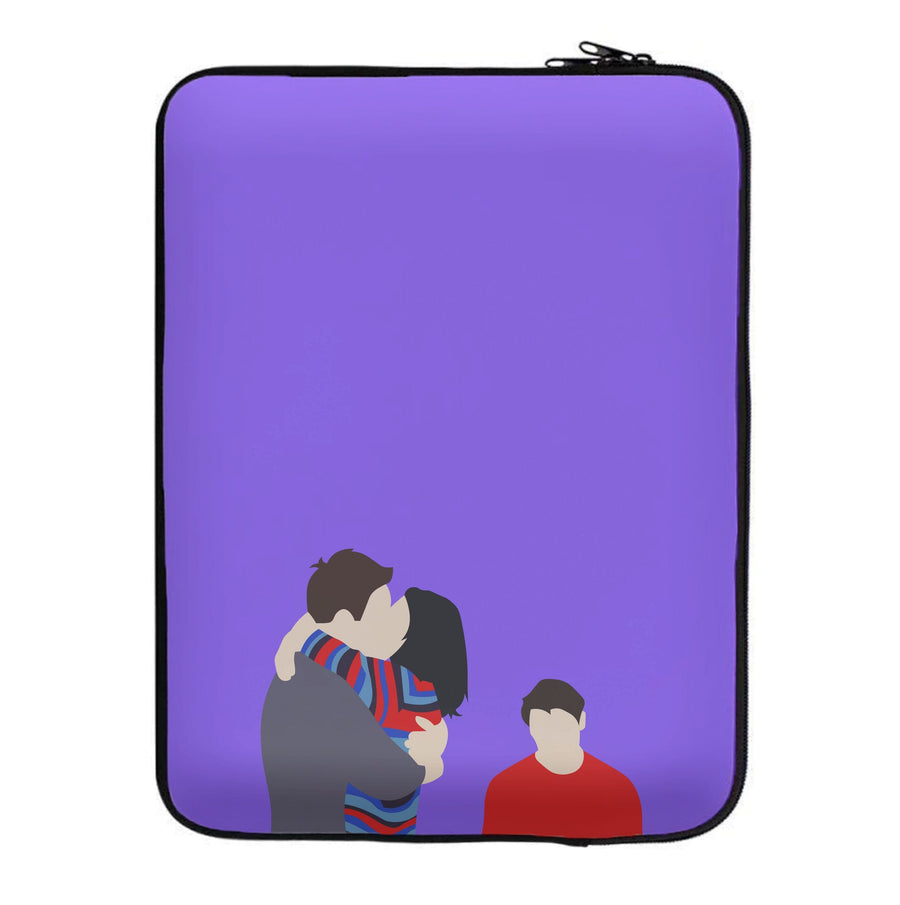 Just Kissing - Friends Laptop Sleeve