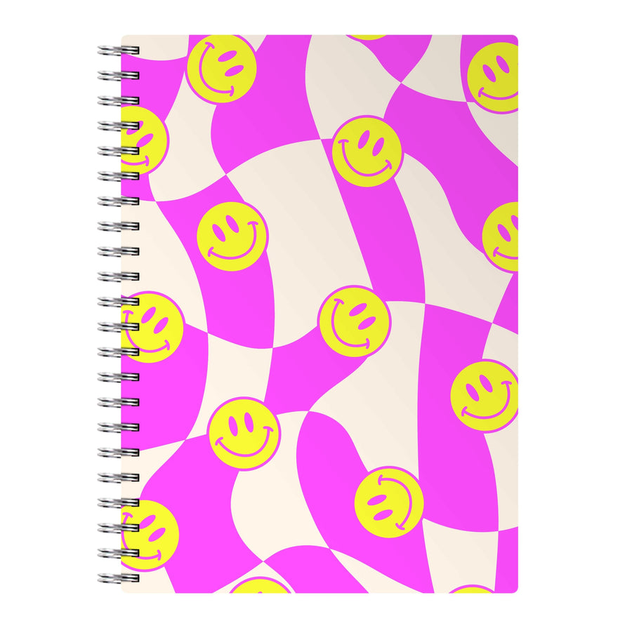 Smiley Checkboard - Trippy Patterns Notebook