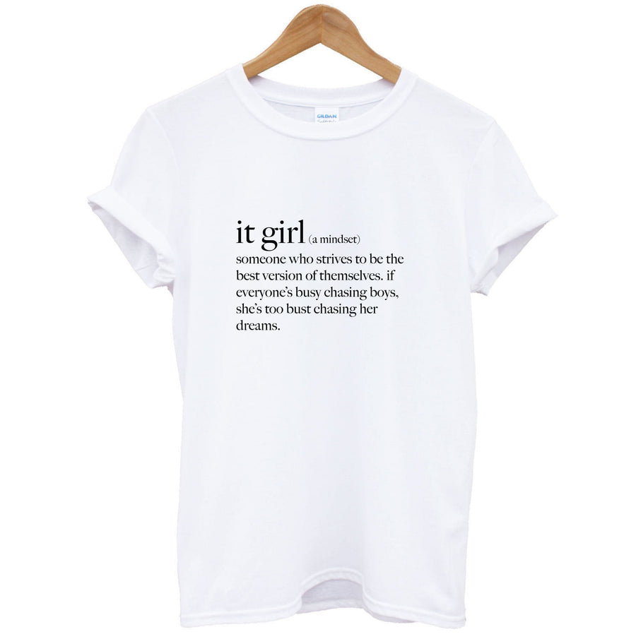 It Girl - Clean Girl Aesthetic T-Shirt