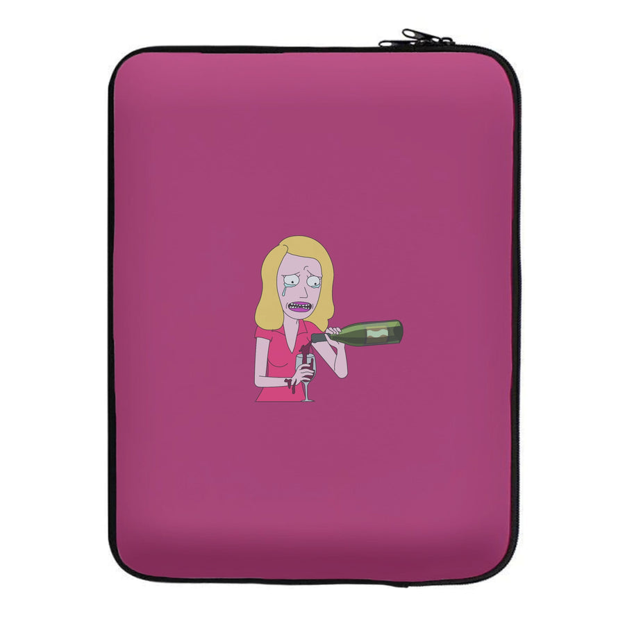 Beth Crying - Rick And Morty Laptop Sleeve