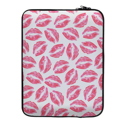 Kisses - Valentine's Day Laptop Sleeve